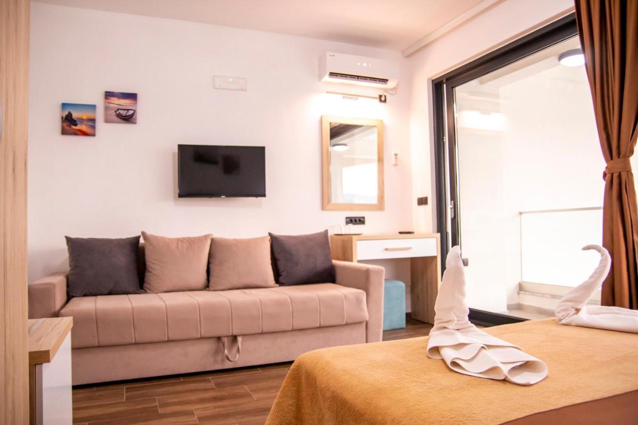 Hotel Lajka Luxury Ulcinj Exterior foto